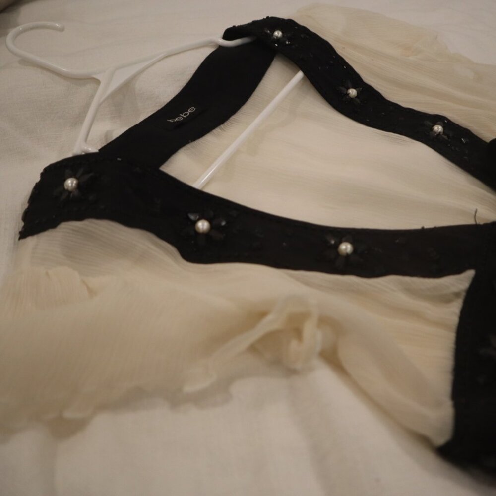 Vintage bebe Chiffon Cropped Beaded Top YTK